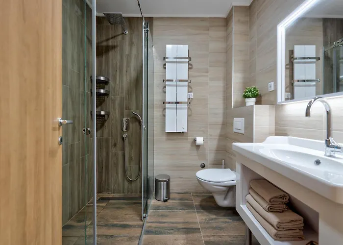 アパート Merci ズラティボール