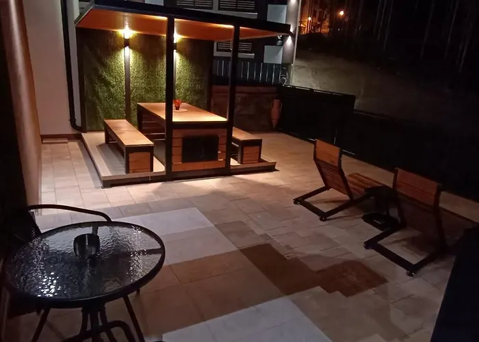 アパート Merci ズラティボール