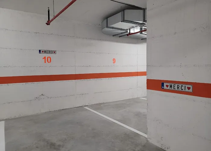 Merci アパート ズラティボール